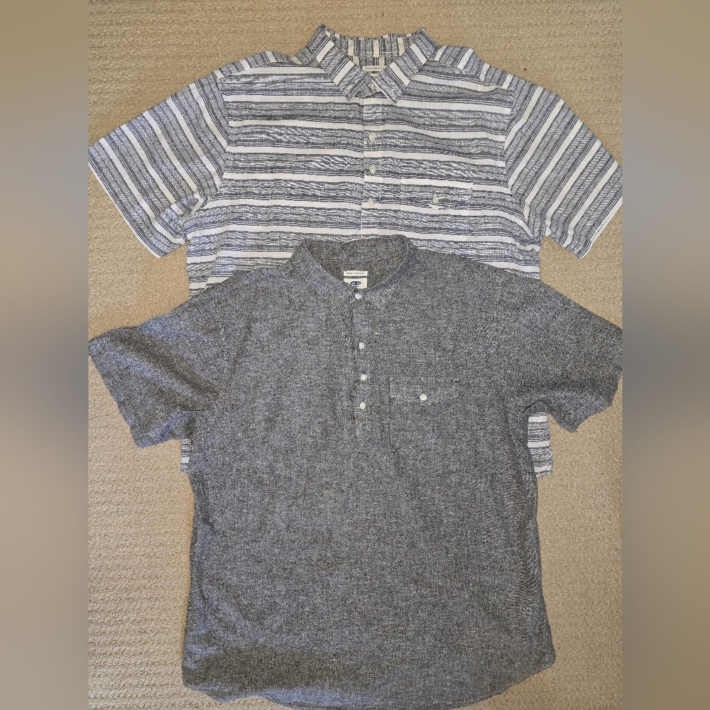 Lot of 2 Men's Old Navy 3/4 button down collar short sleeve shirts